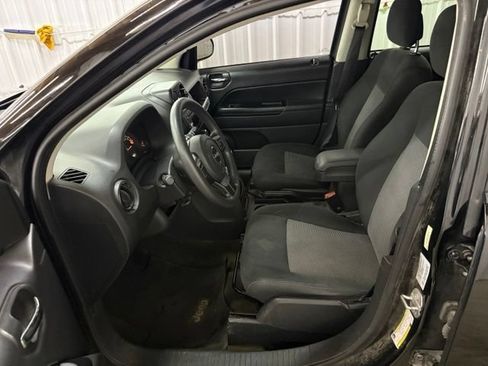 Used 2016 Jeep Compass Sport w/ Power Value Group AWD/4WD image 21