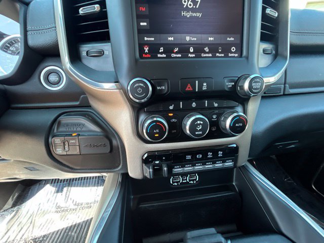 Used 2021 RAM 2500 Laramie w/ Snow Chief Group AWD/4WD image 24