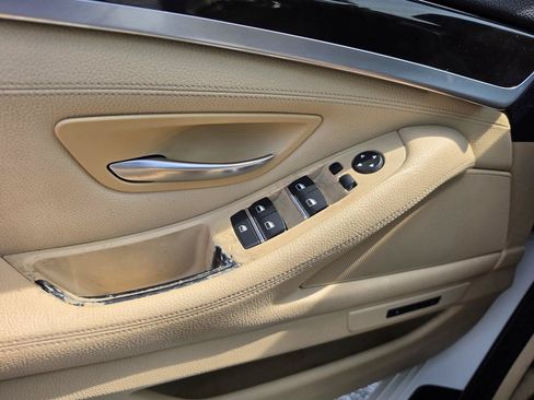 Used 2013 BMW 528i Sedan RWD image 16
