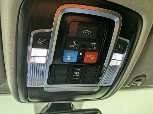 Certified 2024 RAM 3500 Laramie image 31