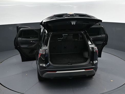 Used 2025 Chevrolet Equinox LT image 49