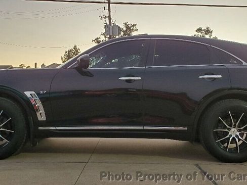 Used 2014 INFINITI QX70 2WD image 3