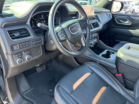 Used 2023 GMC Yukon AT4 w/ AT4 Premium Package image 17