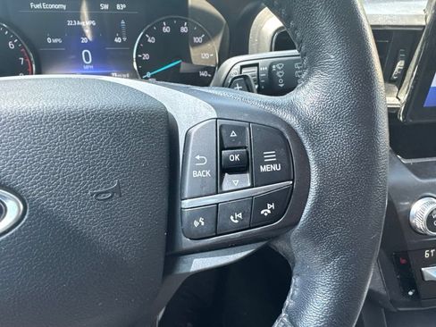 Used 2020 Ford Explorer XLT w/ Equipment Group 202A AWD/4WD image 15