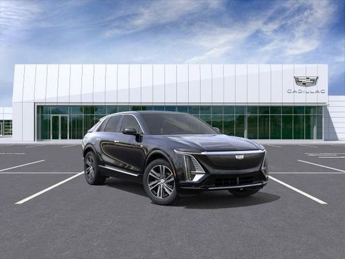 New 2026 Cadillac Lyriq Luxury image 1