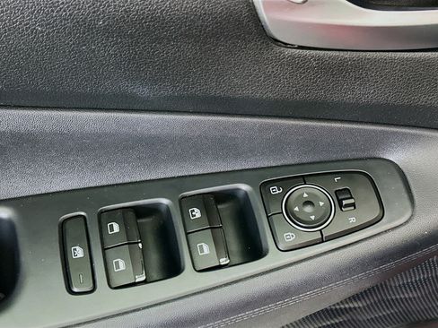 Used 2021 Hyundai Santa Fe SE image 15