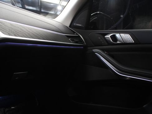Used 2022 BMW X7 xDrive40i w/ Executive Package AWD/4WD image 80