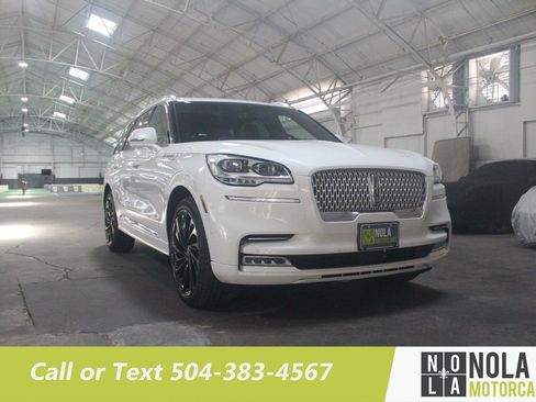 Used 2022 Lincoln Aviator Reserve w/ Equipment Group 201A AWD/4WD image 6