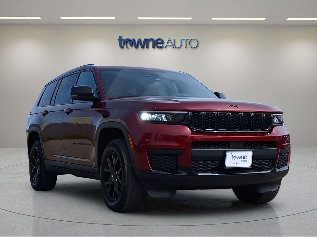 Used 2025 Jeep Grand Cherokee L Altitude AWD/4WD image 8