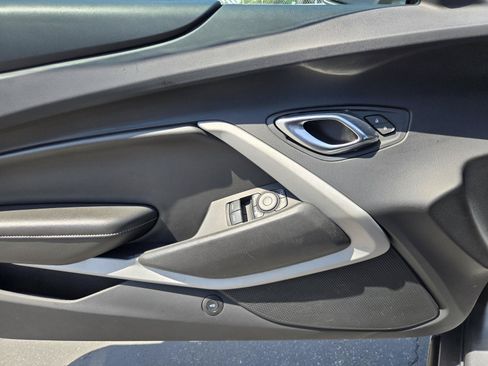 Used 2020 Chevrolet Camaro LT RWD image 18