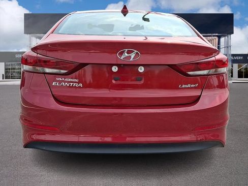 Used 2017 Hyundai Elantra Limited FWD image 5