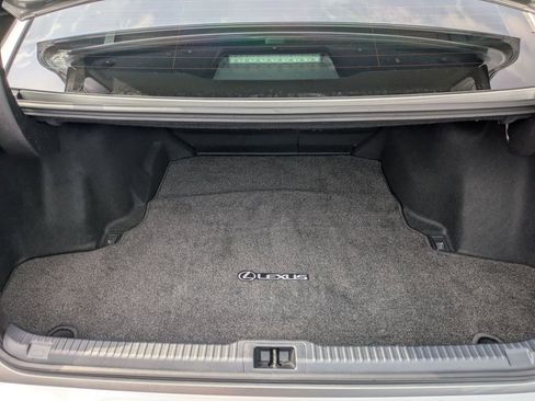 Used 2023 Lexus IS 350 F Sport RWD image 18