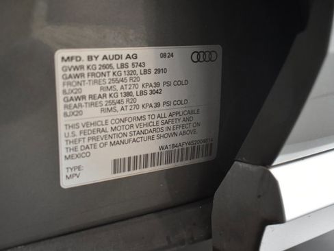 Certified 2025 Audi SQ5 Premium Plus w/ Premium Plus Package image 43