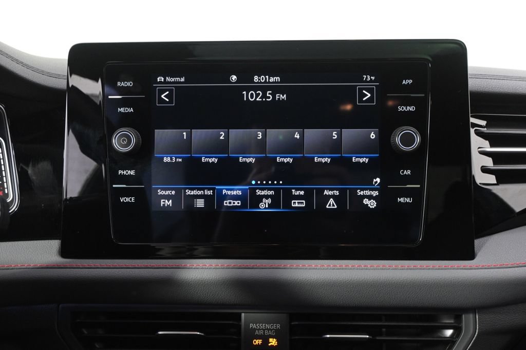 Used 2025 Volkswagen Jetta GLI Autobahn FWD image 28