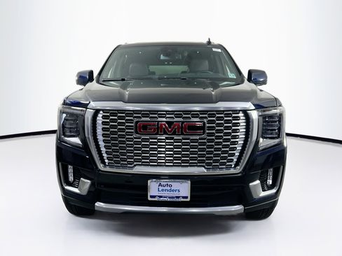 Used 2024 GMC Yukon XL Denali image 2