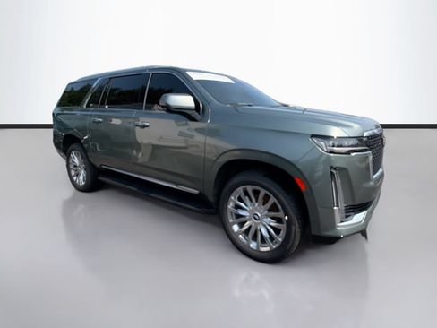 Used 2023 Cadillac Escalade ESV Premium Luxury AWD/4WD image 3