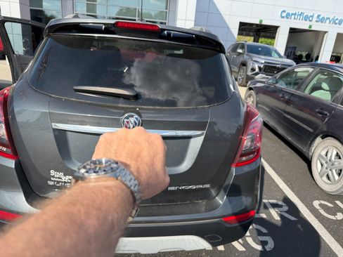 Used 2017 Buick Encore Sport Touring image 7