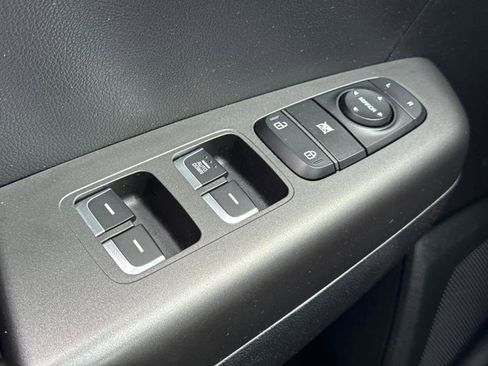 Used 2021 Kia Sportage LX image 24