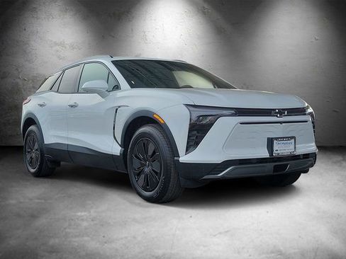New 2026 Chevrolet Blazer EV LT image 2