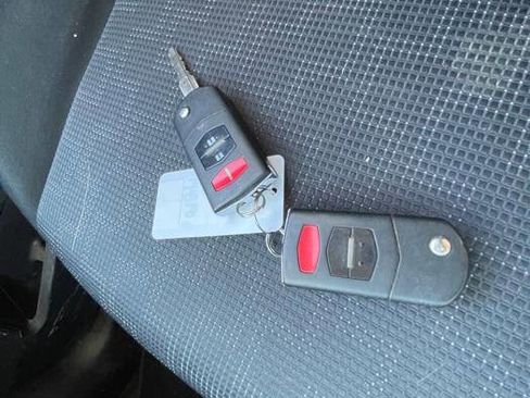 Used 2008 MAZDA MAZDA5 Touring image 43