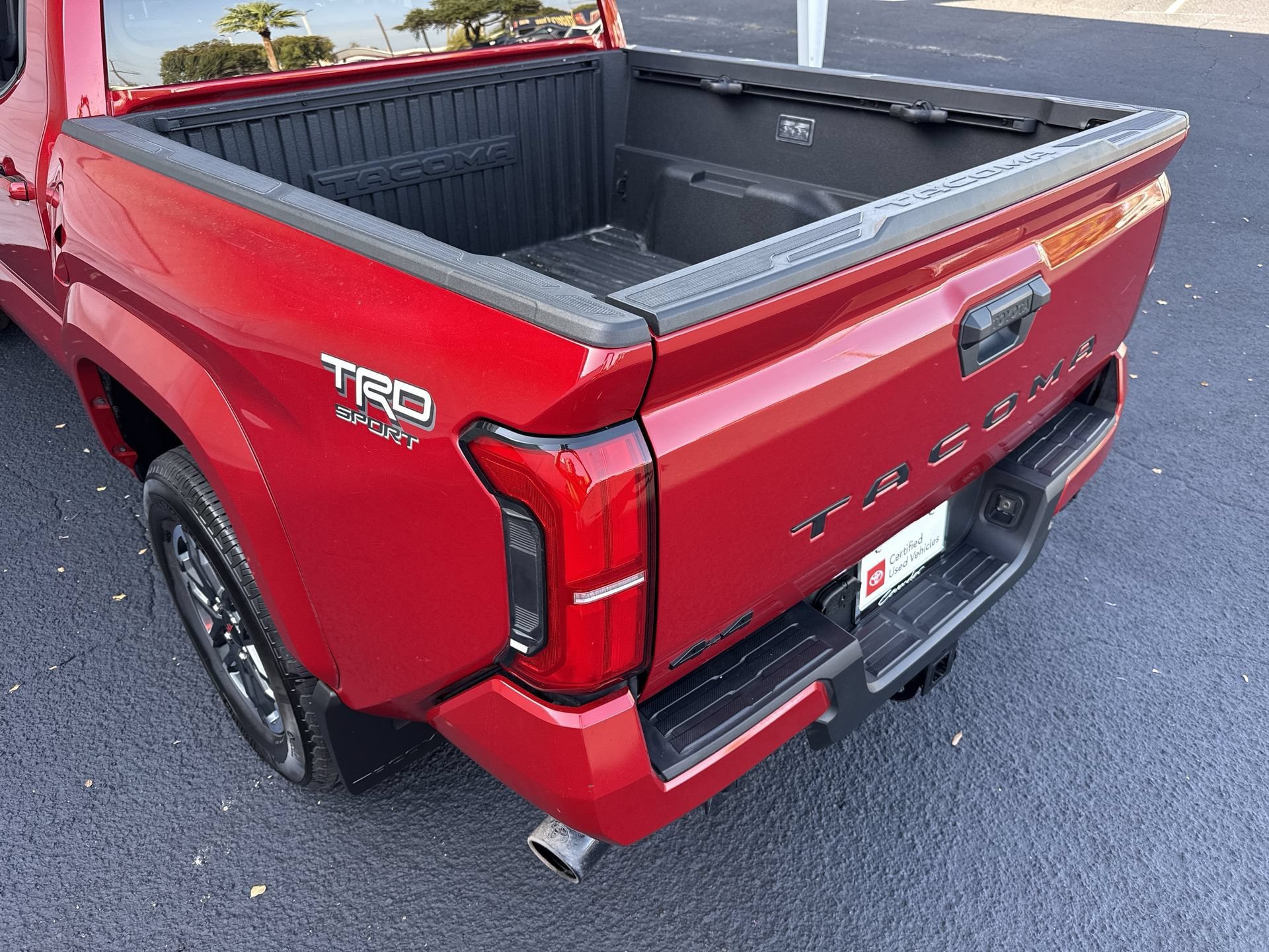 Certified 2025 Toyota Tacoma TRD Sport AWD/4WD image 21