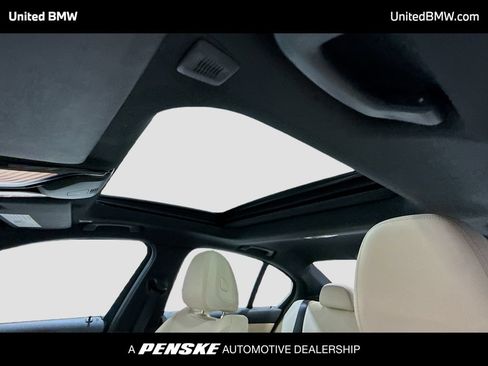Used 2023 BMW 330i Sedan w/ Driving Assistance Package RWD image 12