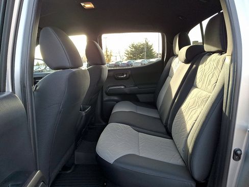 Certified 2023 Toyota Tacoma TRD Sport image 10