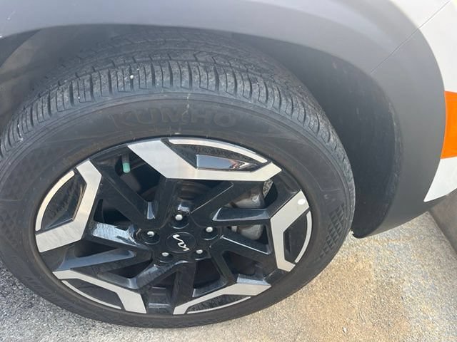 Used 2024 Kia Seltos SX AWD/4WD image 4