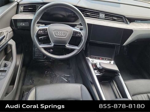 Certified 2022 Audi e-tron Premium Plus image 10