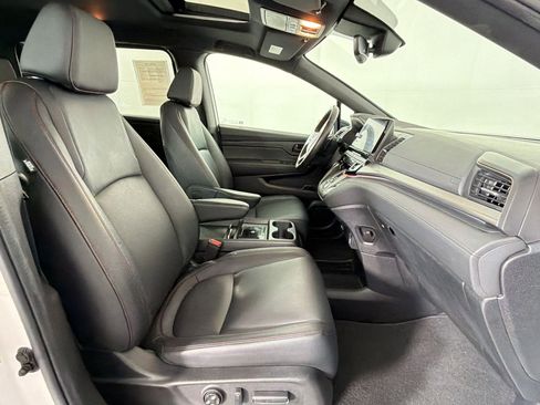 Used 2025 Honda Odyssey Sport-L image 30