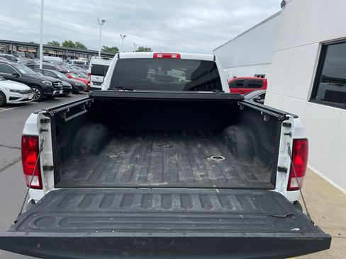 Used 2018 RAM 2500 Tradesman w/ Chrome Appearance Group AWD/4WD image 25