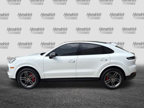 Used 2024 Porsche Cayenne S AWD/4WD image 7