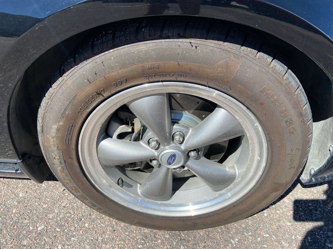 Used 2006 Ford Mustang GT RWD image 12