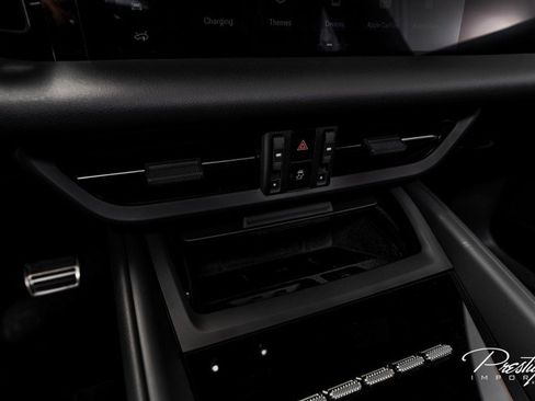 Used 2025 Porsche Macan 4S Electric image 29