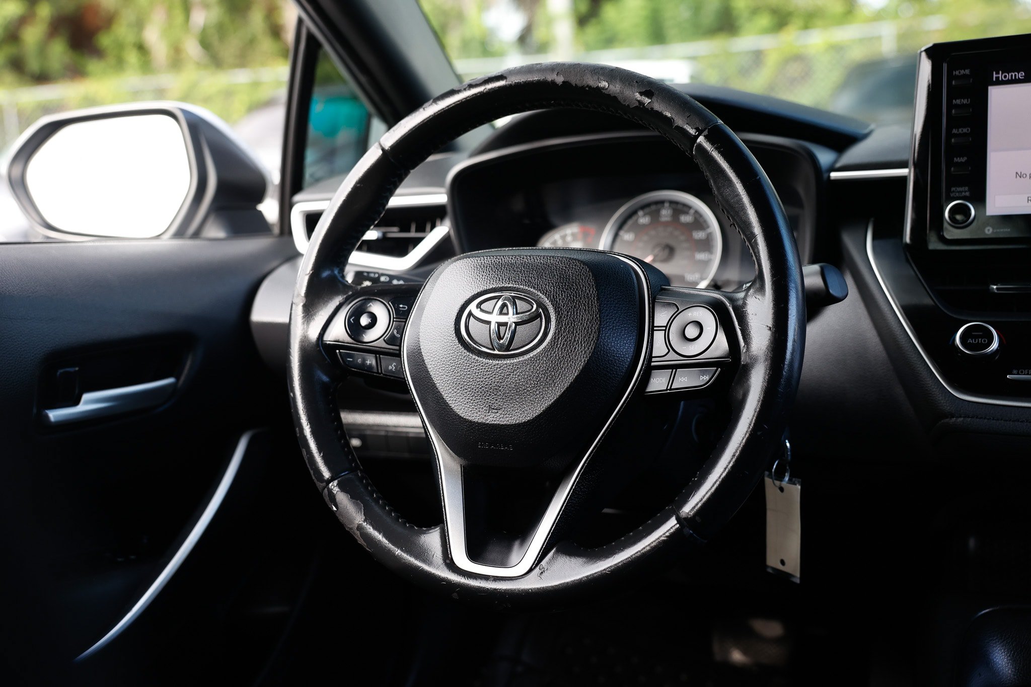 Used 2022 Toyota Corolla SE FWD image 31