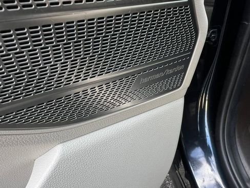 Used 2020 Hyundai Palisade Limited image 11