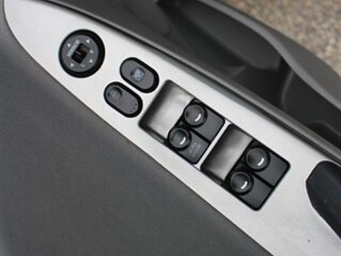 Used 2015 Hyundai Accent GLS w/ Option Group 02 FWD image 22