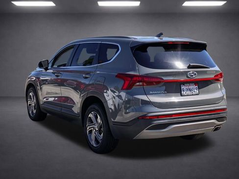 Used 2023 Hyundai Santa Fe SE FWD image 6