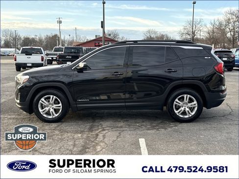 Used 2020 GMC Terrain SLE w/ Driver Convenience Package image 11