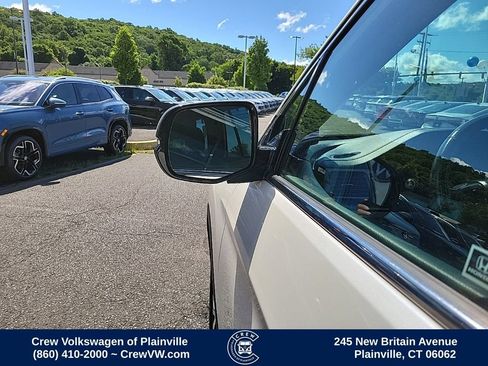 Used 2018 Honda Pilot Touring image 26