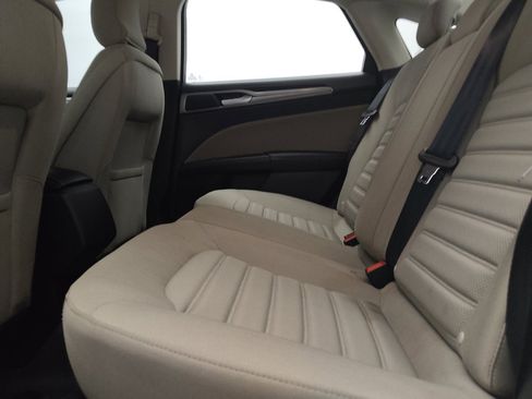 Used 2019 Ford Fusion S FWD image 18