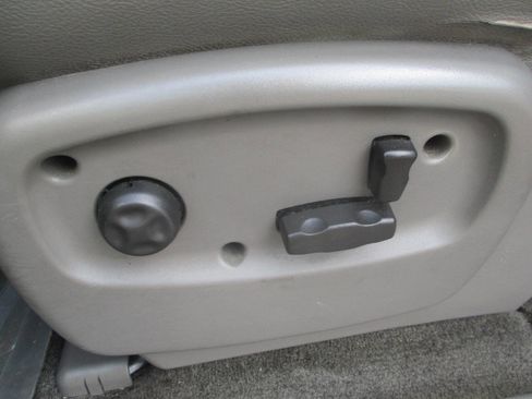 Used 2002 Chevrolet TrailBlazer LT w/ Preferred Equipment Group image 7