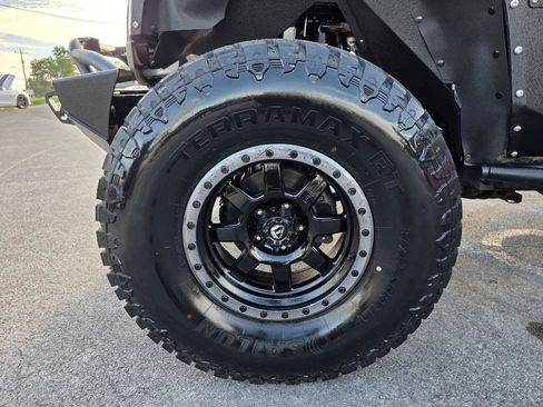 Used 2015 Jeep Wrangler Unlimited Sport AWD/4WD image 9