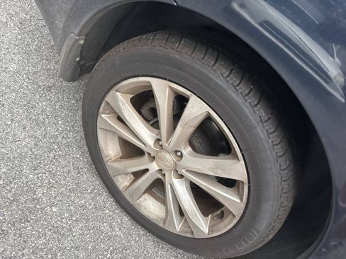 Used 2013 Subaru Legacy 2.5i Limited AWD/4WD image 7