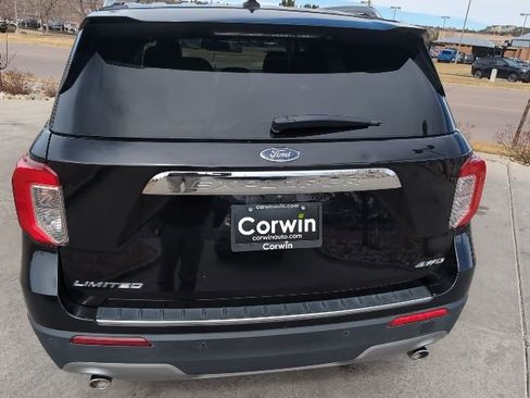 Used 2023 Ford Explorer Limited AWD/4WD image 7