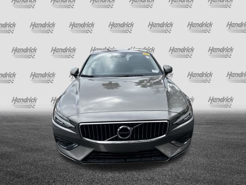 Used 2019 Volvo S60 T6 Inscription image 3