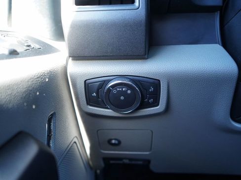 Used 2020 Ford F250 XL w/ Power Equipment Group image 26