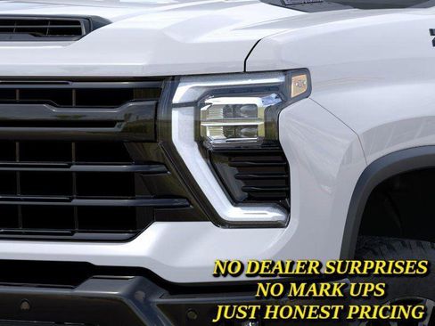 New 2026 Chevrolet Silverado 2500 LTZ w/ LTZ Plus Package AWD/4WD image 10