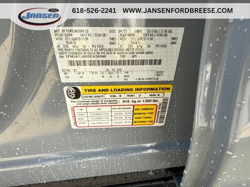 Used 2025 Ford Expedition Max Active AWD/4WD image 19