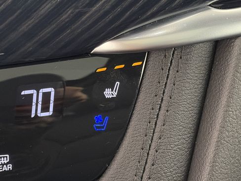 Certified 2024 Cadillac XT6 Premium Luxury w/ LPO, Floor Liner Package image 26